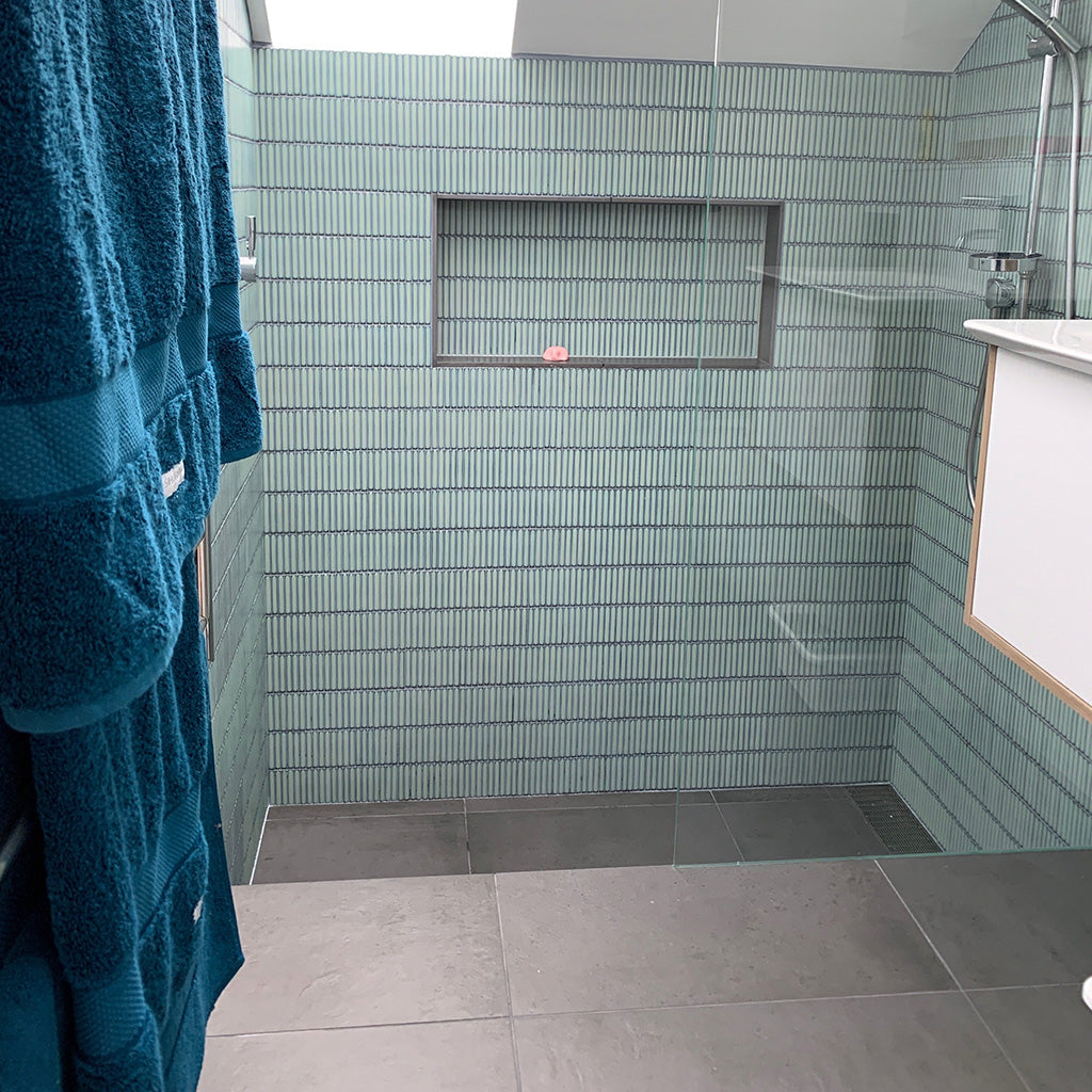 Antique Fingers sage